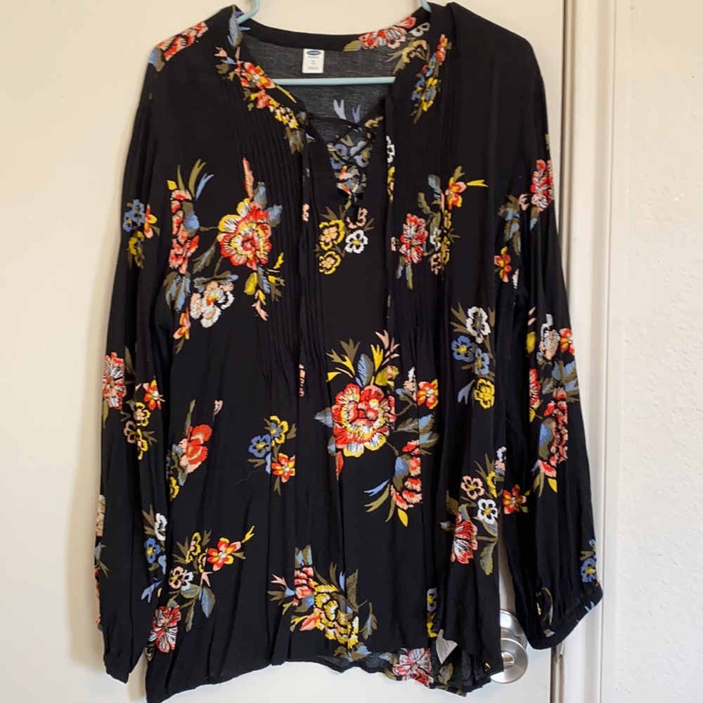 XL Old Navy Top.